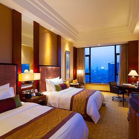 Celebrity City Hotel Chengdu Exterior photo