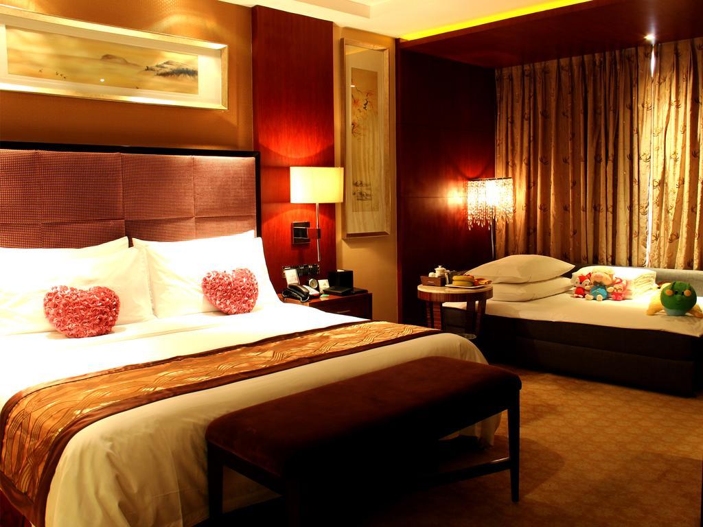 Celebrity City Hotel Chengdu Room photo