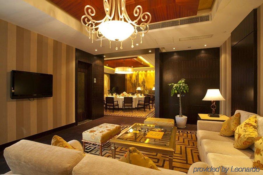 Celebrity City Hotel Chengdu Restaurant photo